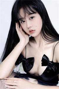 穿成炮灰后，男主们为我打起来了